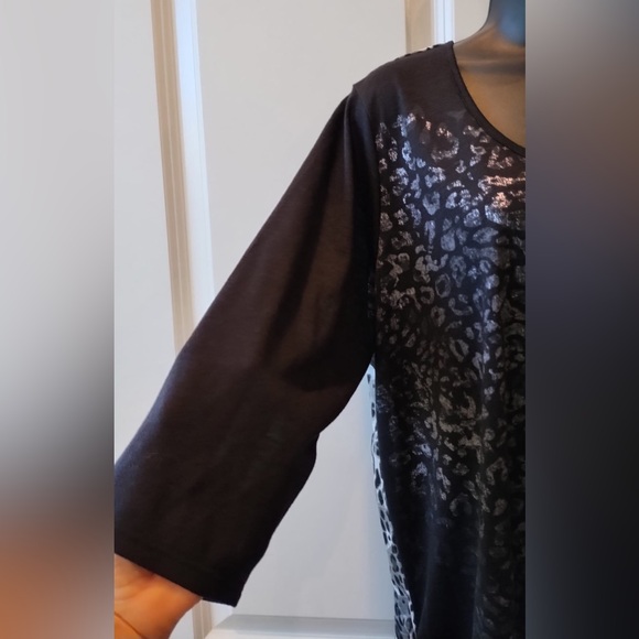 NWT Fadet Glory Womens Plus Size 2XL Black Animal Print T-shirt 3/4 Sleeve - Picture 2 of 10